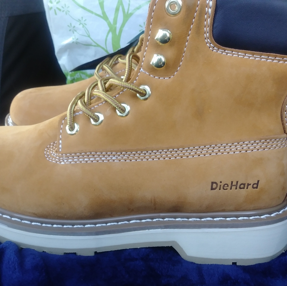 Die hard boots